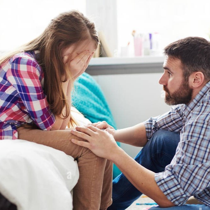 Patient and parent: emotional weight of tracking brace compliance